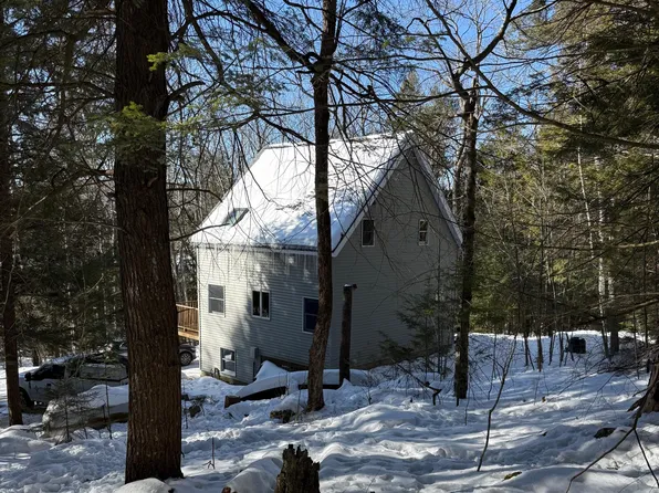 970 Lincolnville Avenue, Searsmont, ME 04973