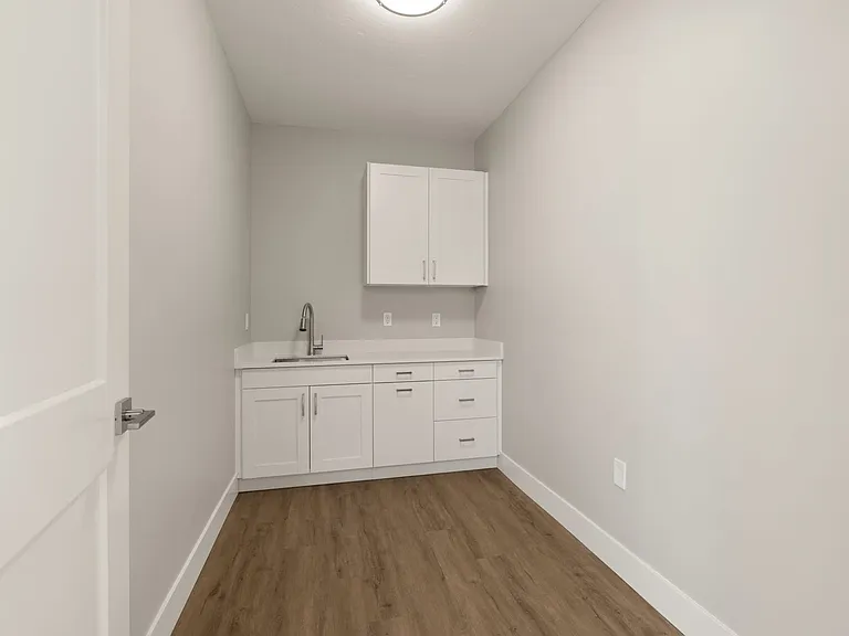 12545 W State St #101 — Photo 8