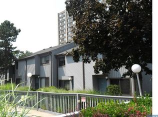 1445 John St #1445, Fort Lee, NJ