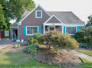 33-04 Halsey Rd, Fair Lawn, NJ 07410