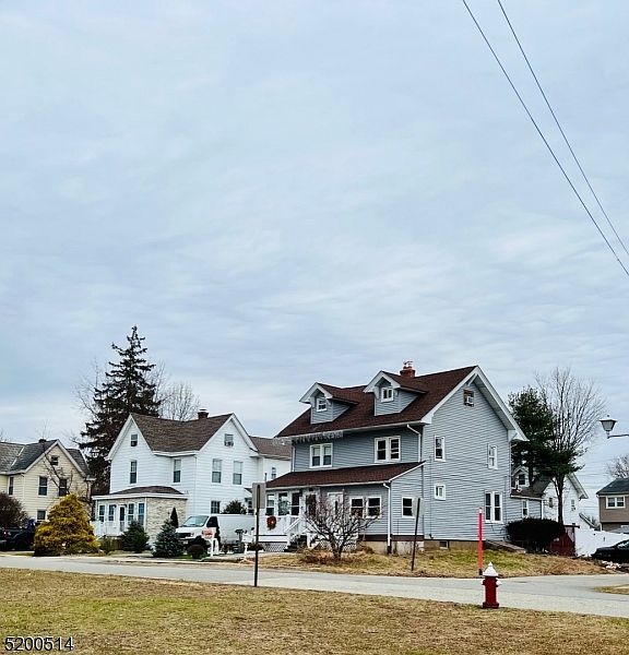 47 Howard St, Pompton Lakes, NJ 07442 Zillow