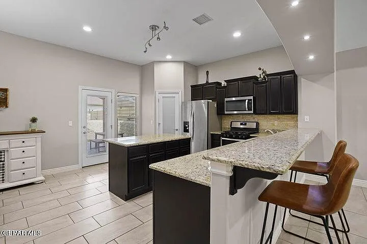 14381 Earl Chokiski Ave — Photo 6