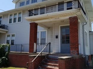 556 S 35th St, Omaha, NE 68105