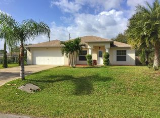 850 Iris St, Sebastian, FL 32958