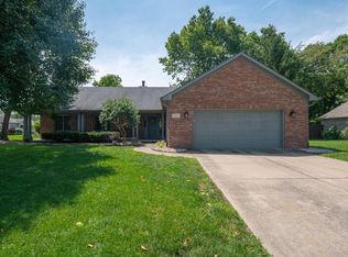 5433 Steven Dr, Greenwood, IN 46142