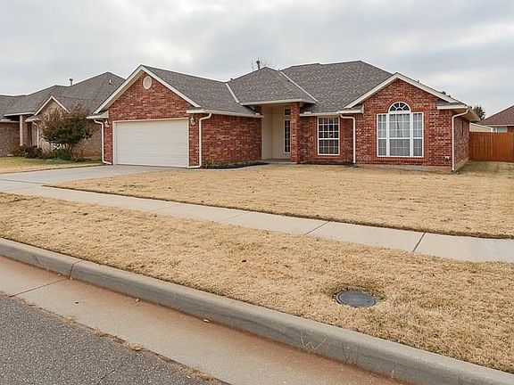 2nd image of 3909 Pamela Ln