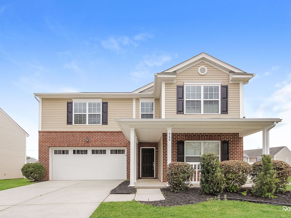 1st image of 966 Sweetgum St