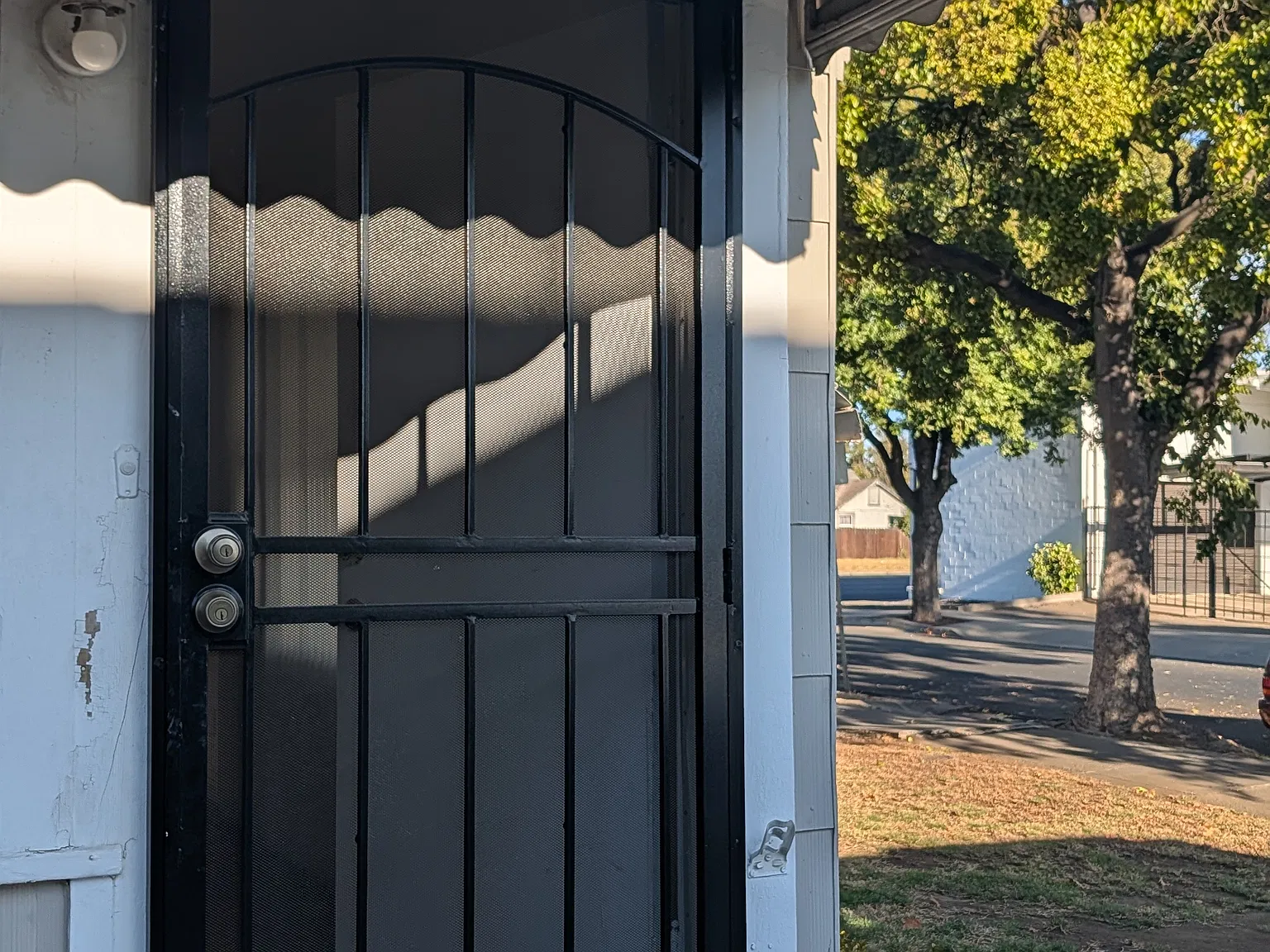 1 bed, 850 sqft, $1,750 — Photo 2