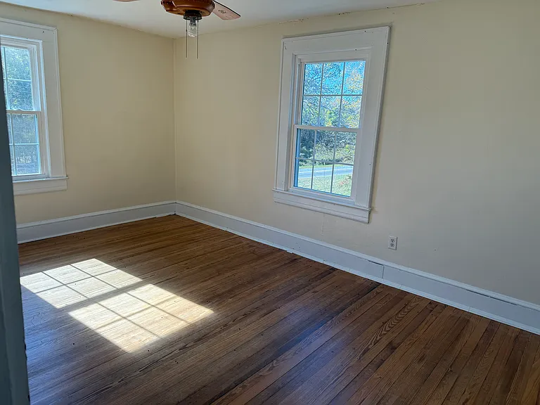 1181 State Highway 704 Rd — Photo 11