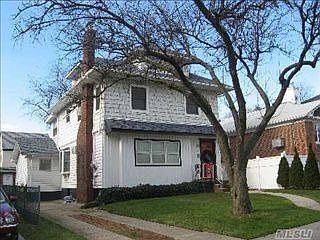 5th image of 4236 205th St
