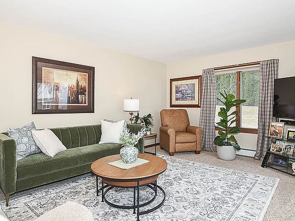 5th image of 4943 Asbury Rd