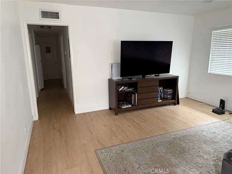 802 N Glassell St — Photo 5