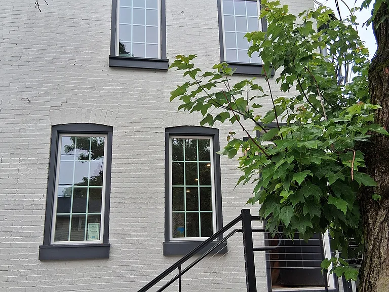 329 N Mulberry St #4 — Photo 2