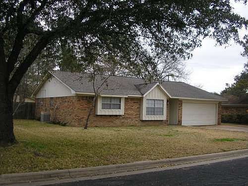 2nd image of 3509 Green Oaks Dr