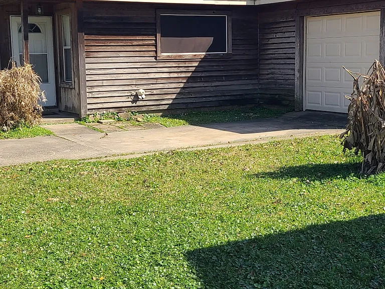 3415 Bowling Ln — Photo 9