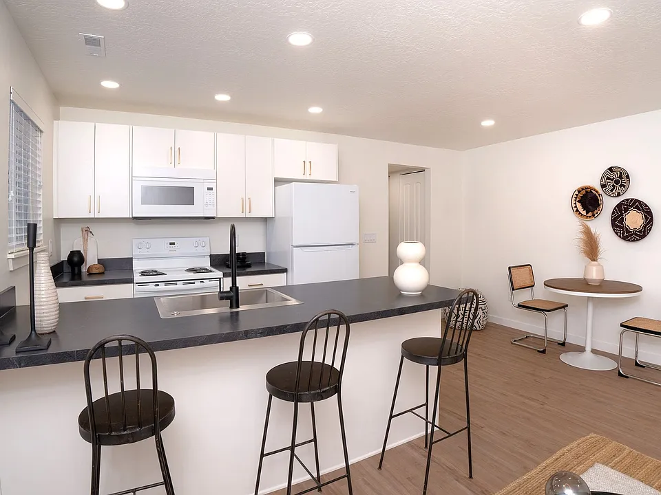 Tupelo Apartments