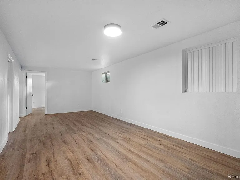 15974 E Baltic Pl — Photo 21