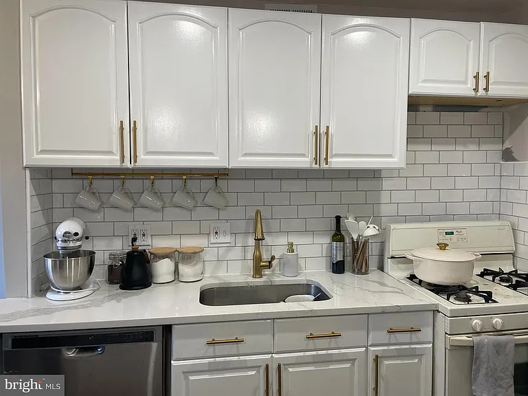 12207 Braxfield Ct #56 — Photo 4