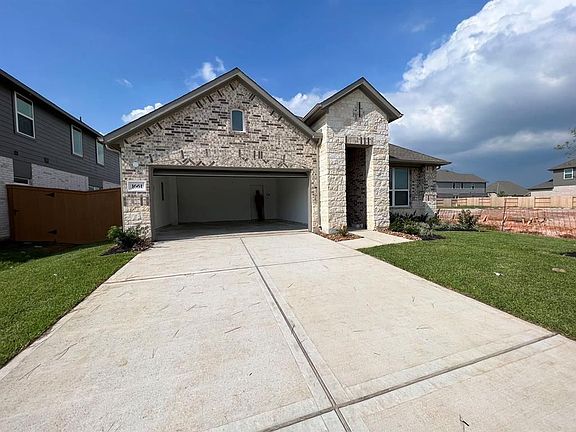 2nd image of 1661 Daylight Lake Dr
