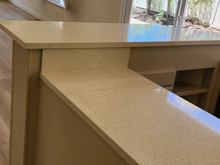 2246 Levante St — Photo 26