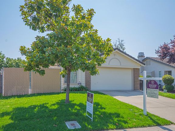 2nd image of 8566 Hermitage Way