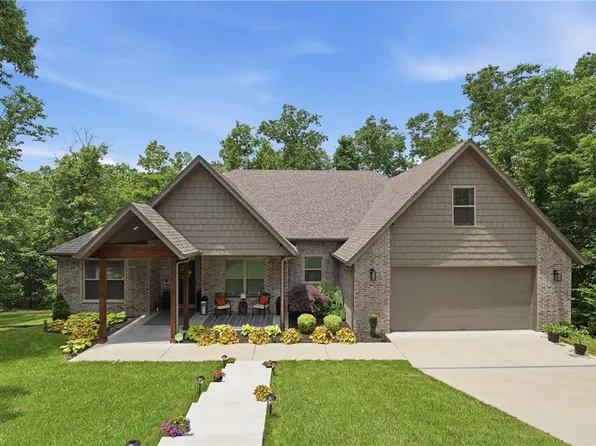 4 Aston Cir, Bella Vista, AR 72714