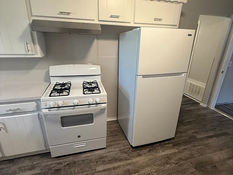 1220 N Purdue Ave — Photo 7