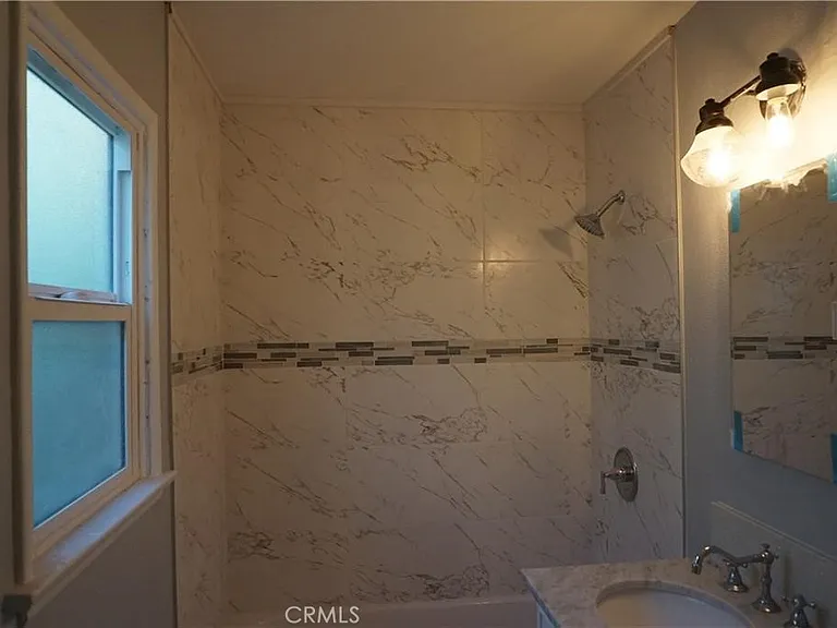 137 W Olive St #3 — Photo 2