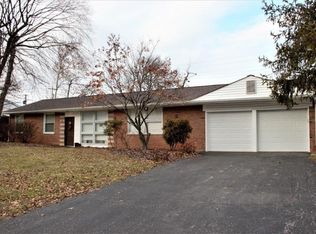 28 Crabapple Ct, Saint Louis, MO