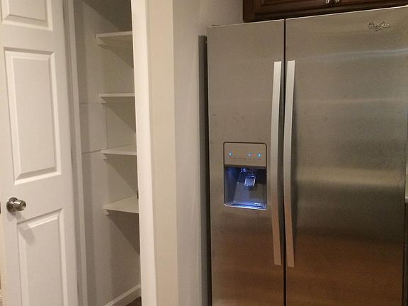 Fridge & Pantry