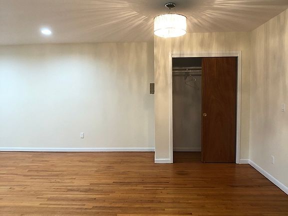 4th image of 21-35 33rd Ave #1A