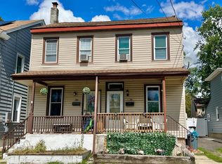 34 Chestnut St, Woodbury, NJ 08096