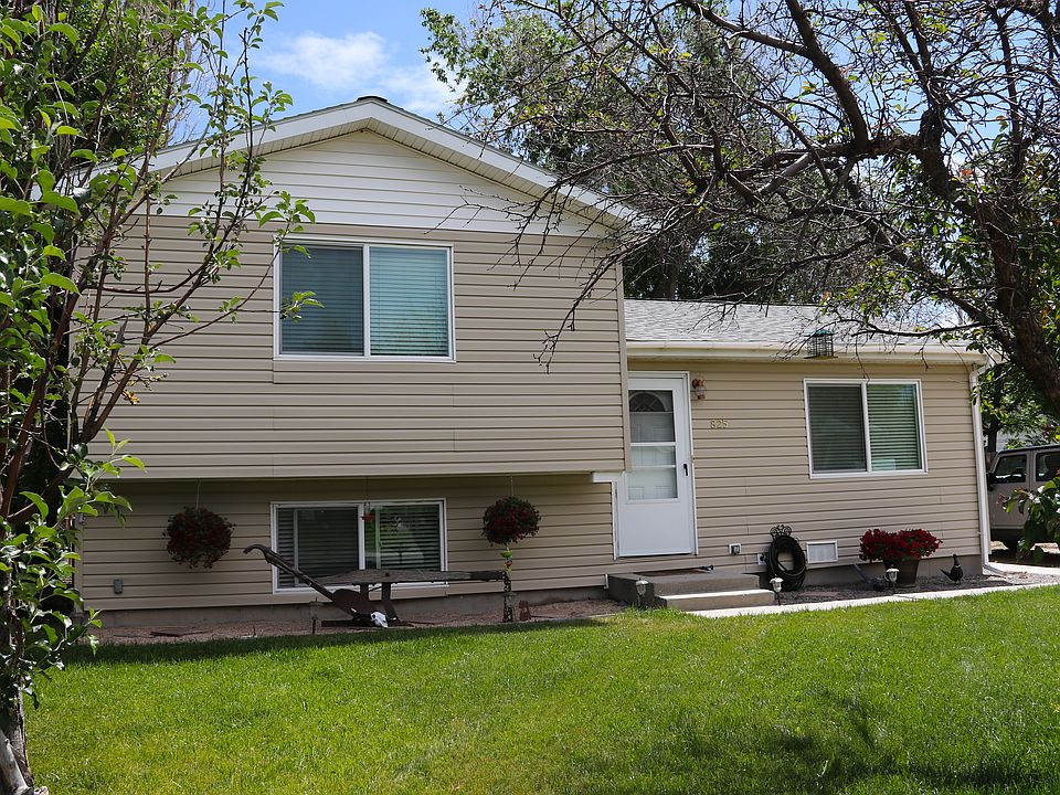 1st image of 825 N 16 E