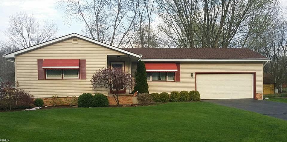 1st image of 2749 Lydia Dr