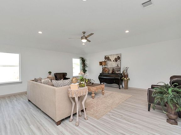 5th image of 1218 Griffith View Ln