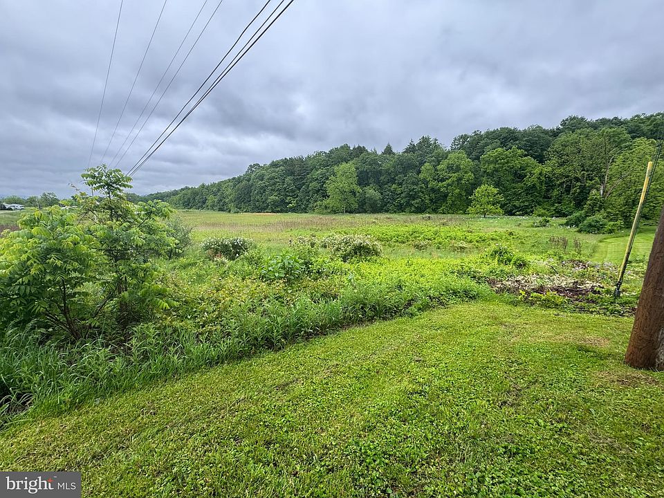 2nd image of 12217 Ferguson Valley Rd