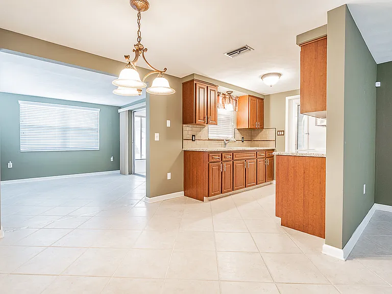 7715 Sue Ellen Dr — Photo 6