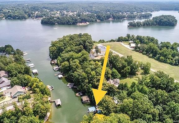 2nd image of 8422 Chick Dr