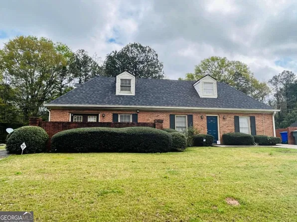 859 Park Pl NE, Conyers, GA
