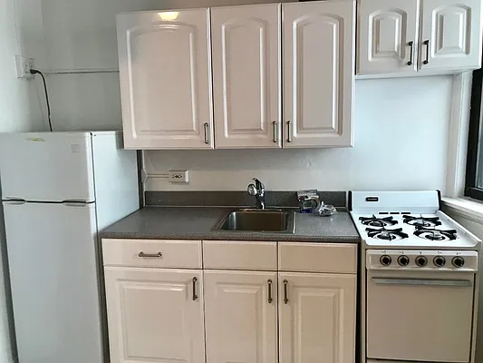 Rented by Living New York | media 16