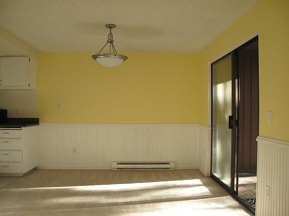 4th image of 4107 145th Ave NE #D4