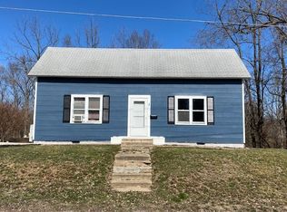 107 W Jackson Ave, Charleston, IL 61920