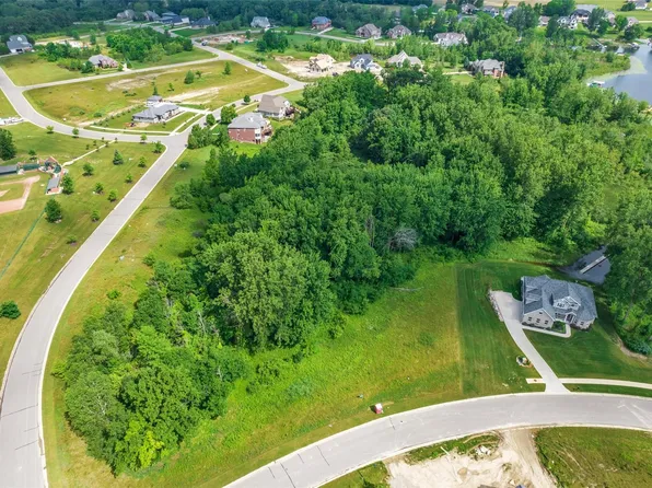 4328 McCormick Dr, Linden, MI 48451