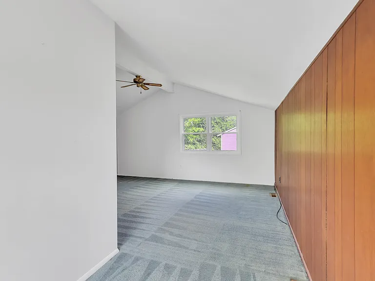 20 Running Brook Ln — Photo 9