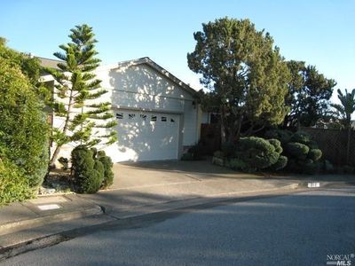 212 Riviera Cir, Larkspur, CA, 94939