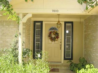 9810 Tassel Brook Dr, Houston, TX 77070