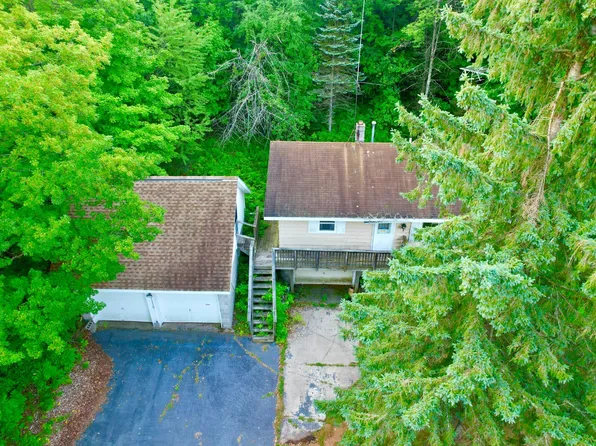 5794 White Eye Lake Rd, Crandon, WI 54520