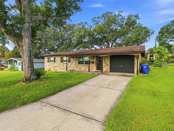 3rd image of 3203 CARLETON CIRCLE E