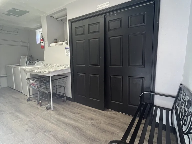 156 S Munn Ave #B4 — Photo 20