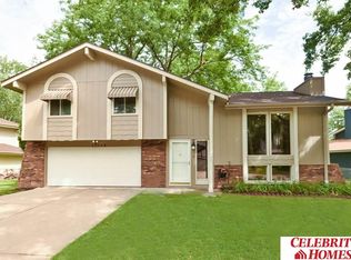 12718 Yates St, Omaha, NE 68164